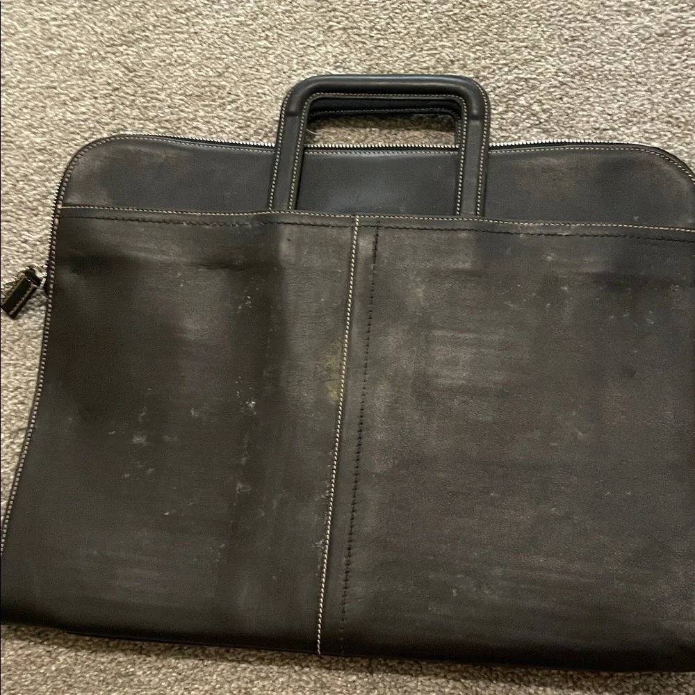 Coach Black Leather Men's thin Briefcase with Top Handles new with out tags